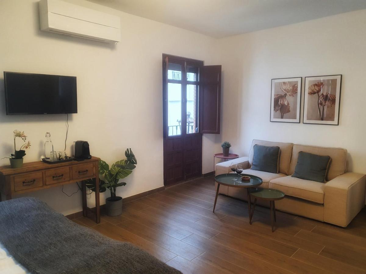 Olive Tree Bed And Breakfast โอลเวรา ห้อง รูปภาพ