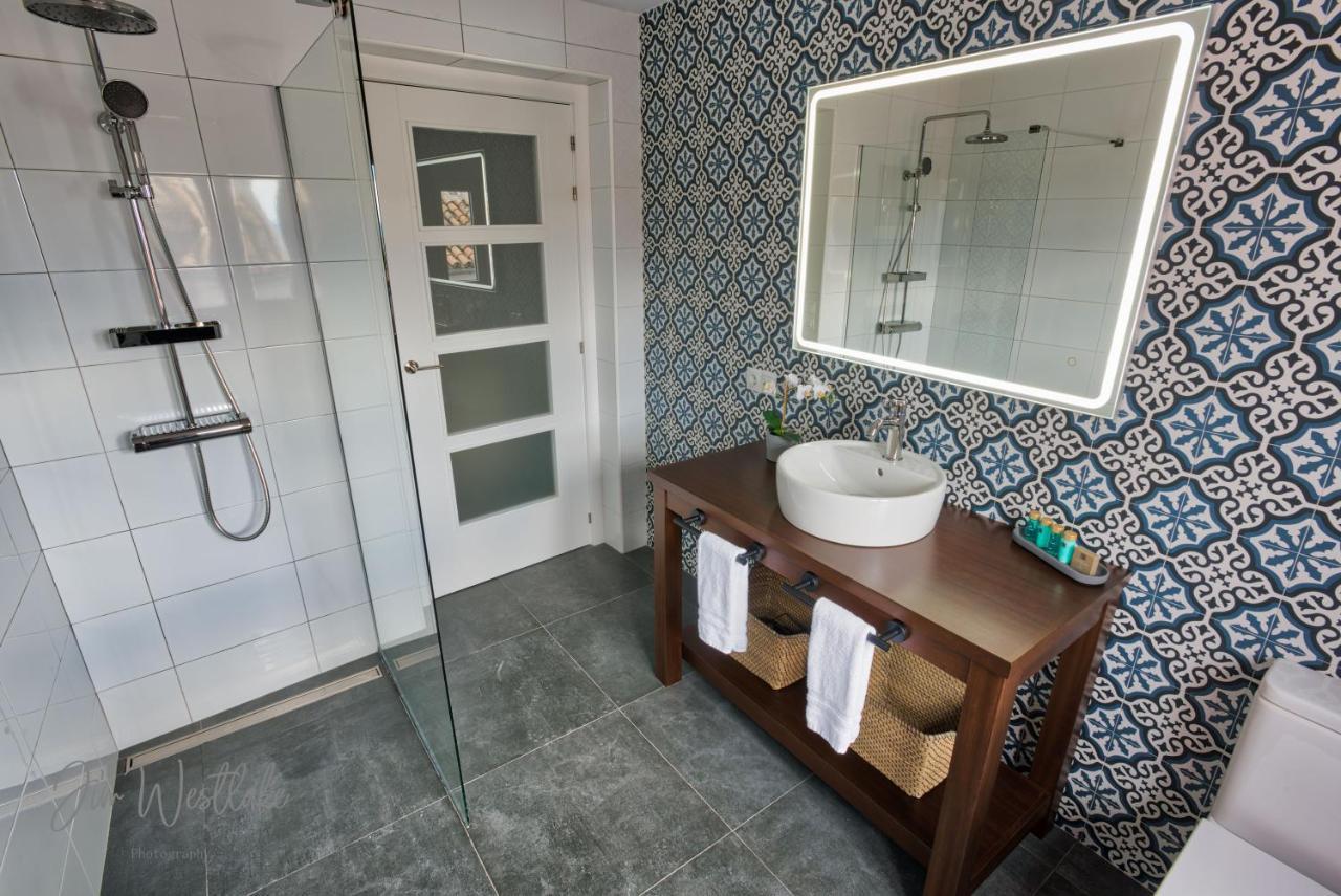 Olive Tree Bed And Breakfast โอลเวรา ภายนอก รูปภาพ
