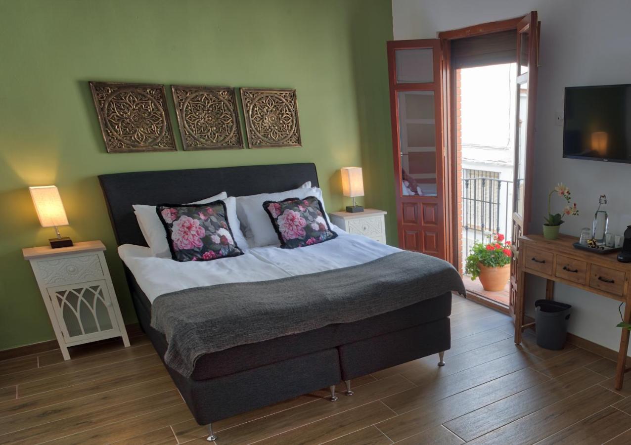 Olive Tree Bed And Breakfast โอลเวรา ภายนอก รูปภาพ